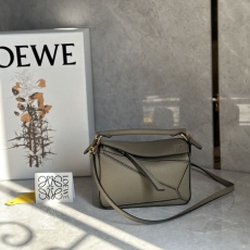 Loewe Puzzle Bags